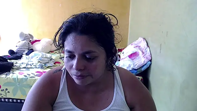 Snapshot of yulieth_bbw chatting on March 3, 6:22 pm yulieth bbw online show from March 3, 6:22 pm