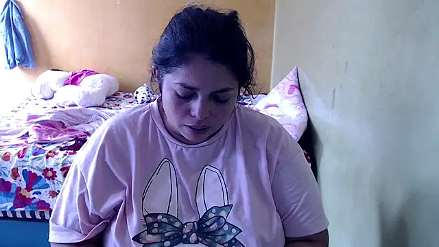 Snapshot of yulieth_bbw chatting on October 19, 4:51 pm yulieth bbw online show from October 19, 4:51 pm