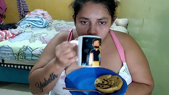 yulieth bbw online show from July 8, 12:48 am