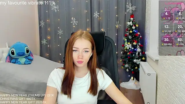 Snapshot of Hot_Mia_ chatting on January 16, 5:55 pm Hot Mia online show from January 16, 5:55 pm