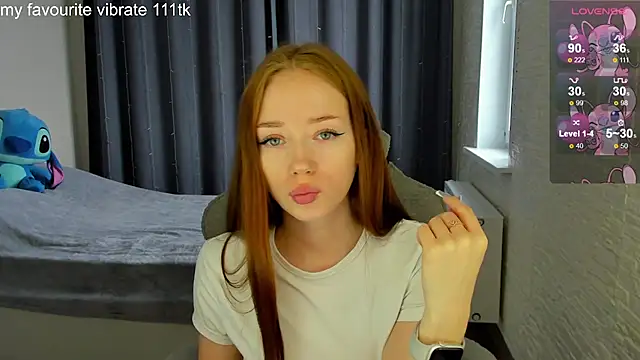 Snapshot of Hot_Mia_ chatting on March 11, 11:55 am Hot Mia online show from March 11, 11:55 am