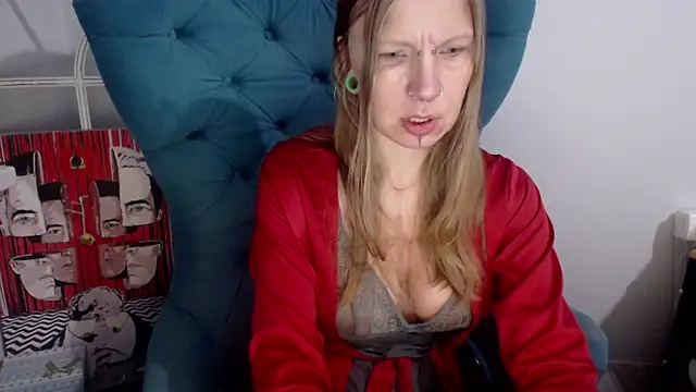 Snapshot of alexandra_zaryanova chatting on September 21, 8:05 am alexandra zaryanova online show from September 21, 8:05 am