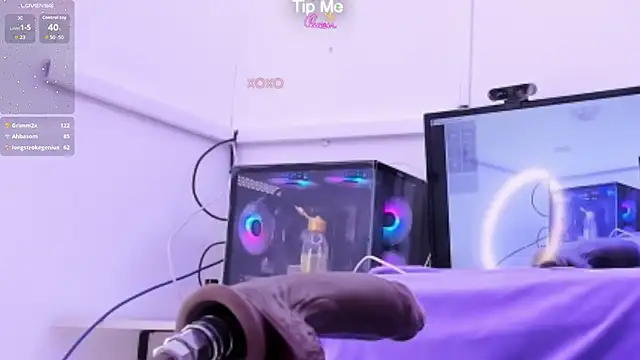 naty girl  online show from March 12, 10:54 am