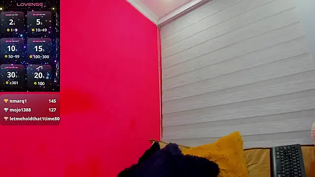 Snapshot of Pocahontas_d chatting on February 27, 9:22 am Pocahontas d online show from February 27, 9:22 am