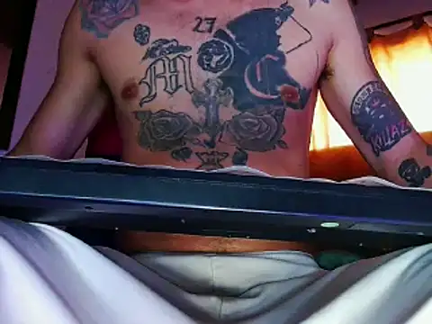 Snapshot of Christian_Stiven1 chatting on February 25, 4:00 pm Christian Stiven1 online show from February 25, 4:00 pm