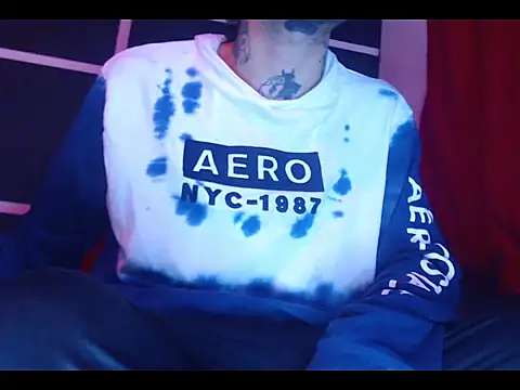 Snapshot of Christian_Stiven1 chatting on November 9, 11:08 am Christian Stiven1 online show from November 9, 11:08 am