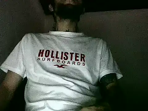 Snapshot of Christian_Stiven1 chatting on March 11, 9:21 pm Christian Stiven1 online show from March 11, 9:21 pm