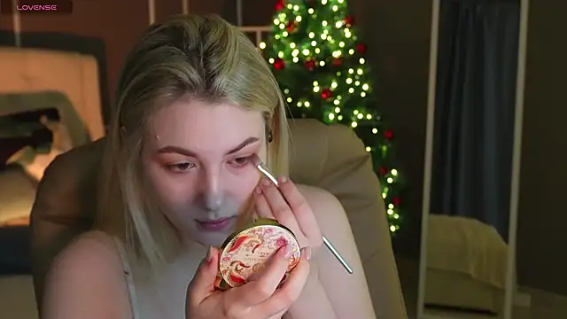 elinanortas online show from December 27, 1:11 am