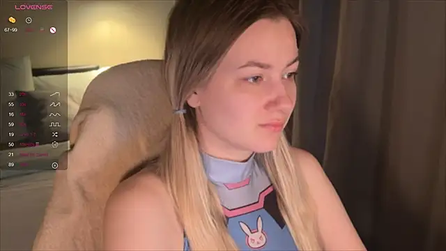 Snapshot of elinanortas chatting on November 15, 2:20 am elinanortas online show from November 15, 2:20 am