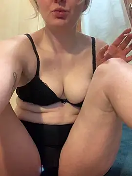 vanda26hot online show from April 23, 9:30 am