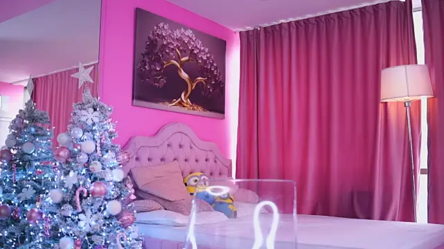 Snapshot of AshleySinn chatting on December 16, 9:58 am AshleySinn online show from December 16, 9:58 am