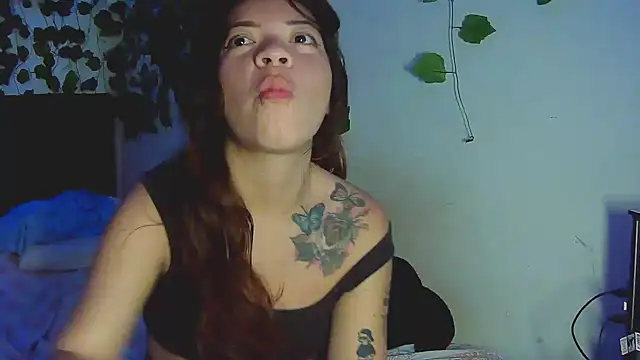 fresa caliente online show from December 2, 8:55 pm