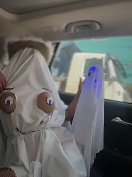 Snapshot of sexi_noemi chatting on October 31, 2:07 pm sexi noemi online show from October 31, 2:07 pm