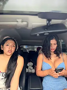 Snapshot of sexi_noemi chatting on November 21, 2:05 pm sexi noemi online show from November 21, 2:05 pm