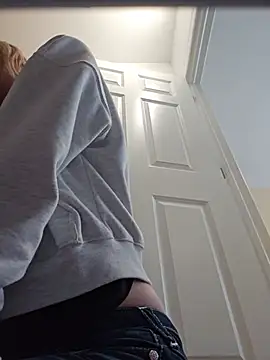 AmethystFoxx online show from June 14, 5:26 pm