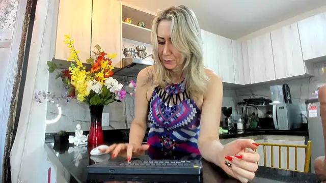 ashleymilf 1 online show from April 19, 3:00 pm