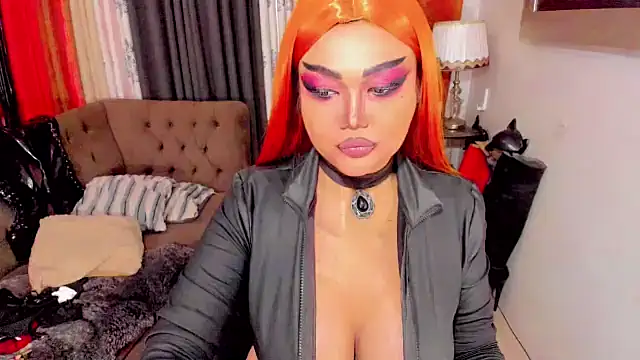 Snapshot of AsianHotieTS chatting on December 2, 6:52 am AsianHotieTS online show from December 2, 6:52 am