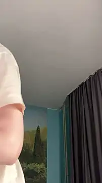 NinaVI online show from December 1, 5:57 pm