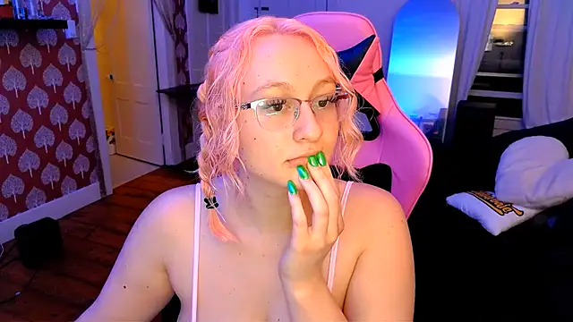 ashleyblaydex online show from July 6, 12:40 am