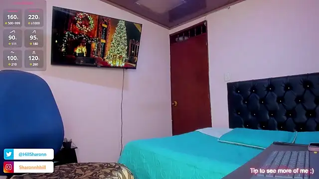 Snapshot of sharon_hill chatting on December 4, 10:30 pm sharon hill online show from December 4, 10:30 pm