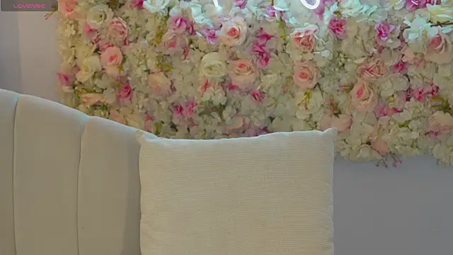 NaomiSainz online show from January 22, 5:59 pm