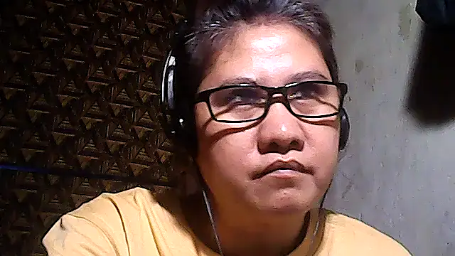 sweetsosie18 online show from March 4, 6:08 am