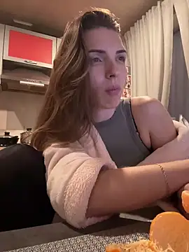 SeducingYoghourt online show from January 21, 4:05 pm