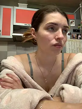 SeducingYoghourt online show from February 7, 3:19 pm