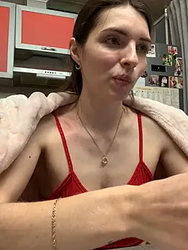 SeducingYoghourt online show from February 14, 3:15 pm