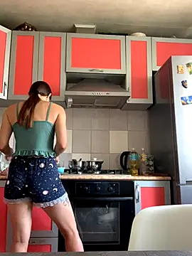 Snapshot of SeducingYoghourt chatting on September 24, 11:24 am SeducingYoghourt online show from September 24, 11:24 am