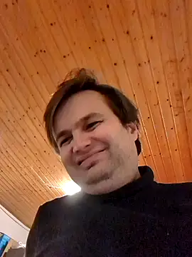 Snapshot of makau1 chatting on January 20, 12:25 am makau1 online show from January 20, 12:25 am