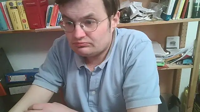 makau1 online show from March 26, 9:09 pm