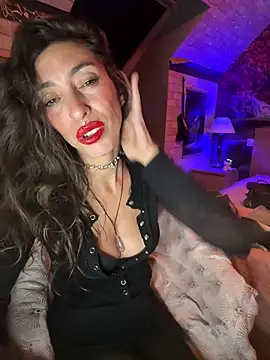 amanilouve online show from March 14, 12:06 am