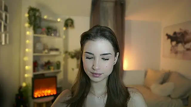 Snapshot of Abella_Danger_X chatting on December 17, 9:17 am Abella Danger X online show from December 17, 9:17 am