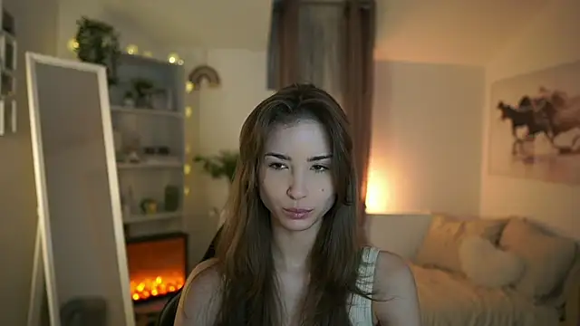 Snapshot of Abella_Danger_X chatting on February 9, 9:47 am Abella Danger X online show from February 9, 9:47 am