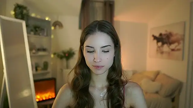 Snapshot of Abella_Danger_X chatting on March 14, 12:40 pm Abella Danger X online show from March 14, 12:40 pm