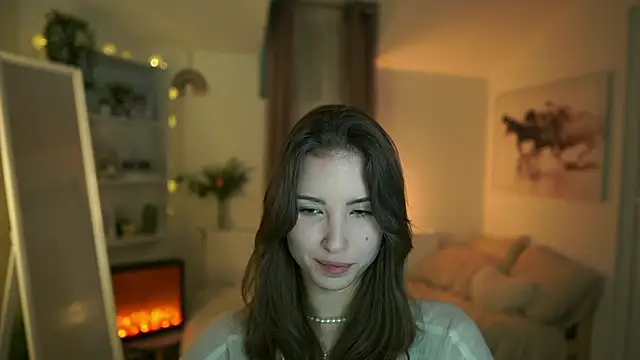 Snapshot of Abella_Danger_X chatting on March 18, 5:31 pm Abella Danger X online show from March 18, 5:31 pm