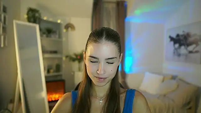 Snapshot of Abella_Danger_X chatting on September 11, 8:47 am Abella Danger X online show from September 11, 8:47 am