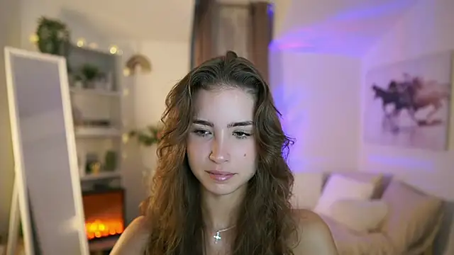 Snapshot of Abella_Danger_X chatting on September 12, 8:47 am Abella Danger X online show from September 12, 8:47 am