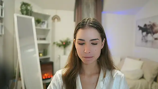 Snapshot of Abella_Danger_X chatting on October 24, 8:44 am Abella Danger X online show from October 24, 8:44 am