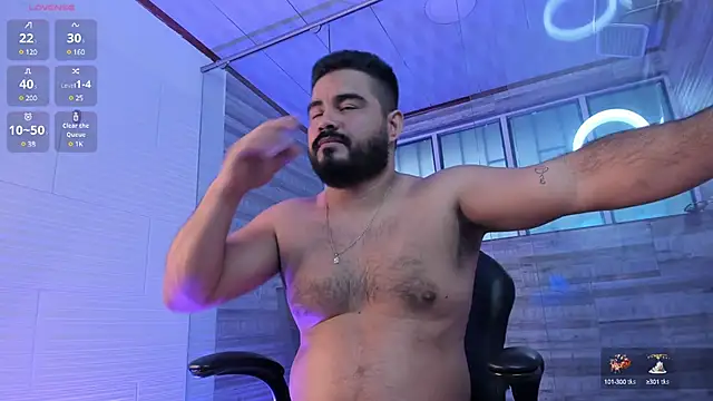 Snapshot of MichaelBear_ chatting on December 29, 12:12 pm MichaelBear online show from December 29, 12:12 pm