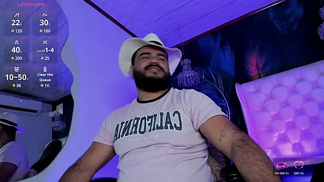 Snapshot of MichaelBear_ chatting on March 5, 2:12 pm MichaelBear online show from March 5, 2:12 pm