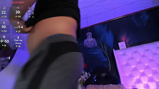 Snapshot of MichaelBear_ chatting on March 12, 6:55 pm MichaelBear online show from March 12, 6:55 pm