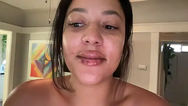 Snapshot of dreamyriri chatting on June 1, 2:08 pm dreamyriri online show from June 1, 2:08 pm