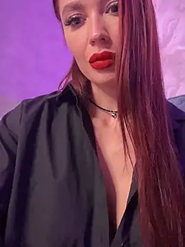 Snapshot of Emma_Catt chatting on December 2, 2:28 am Emma Catt online show from December 2, 2:28 am