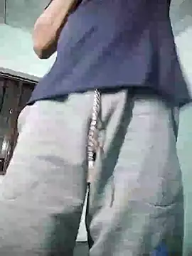 Snapshot of wasaa083 chatting on February 19, 4:55 pm wasaa083 online show from February 19, 4:55 pm