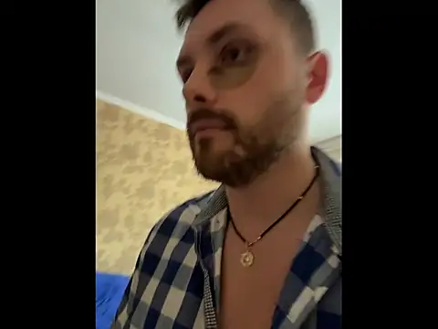 MartinBrandon online show from June 5, 11:05 am