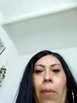 Snapshot of Tania_mature chatting on June 20, 6:00 pm Tania mature online show from June 20, 6:00 pm