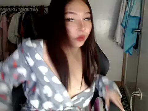 urqueendominant online show from February 26, 6:58 am