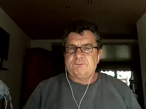 Nobbie444 online show from April 23, 8:35 am